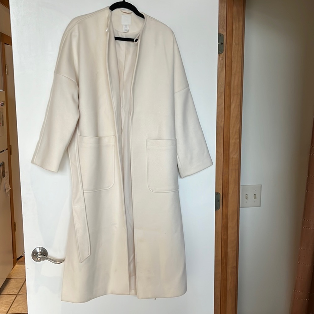 Cream H&M trench coat size xs